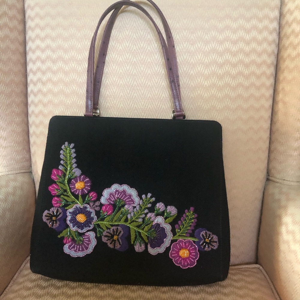 NWOT, Isabella Fiore beaded purse.